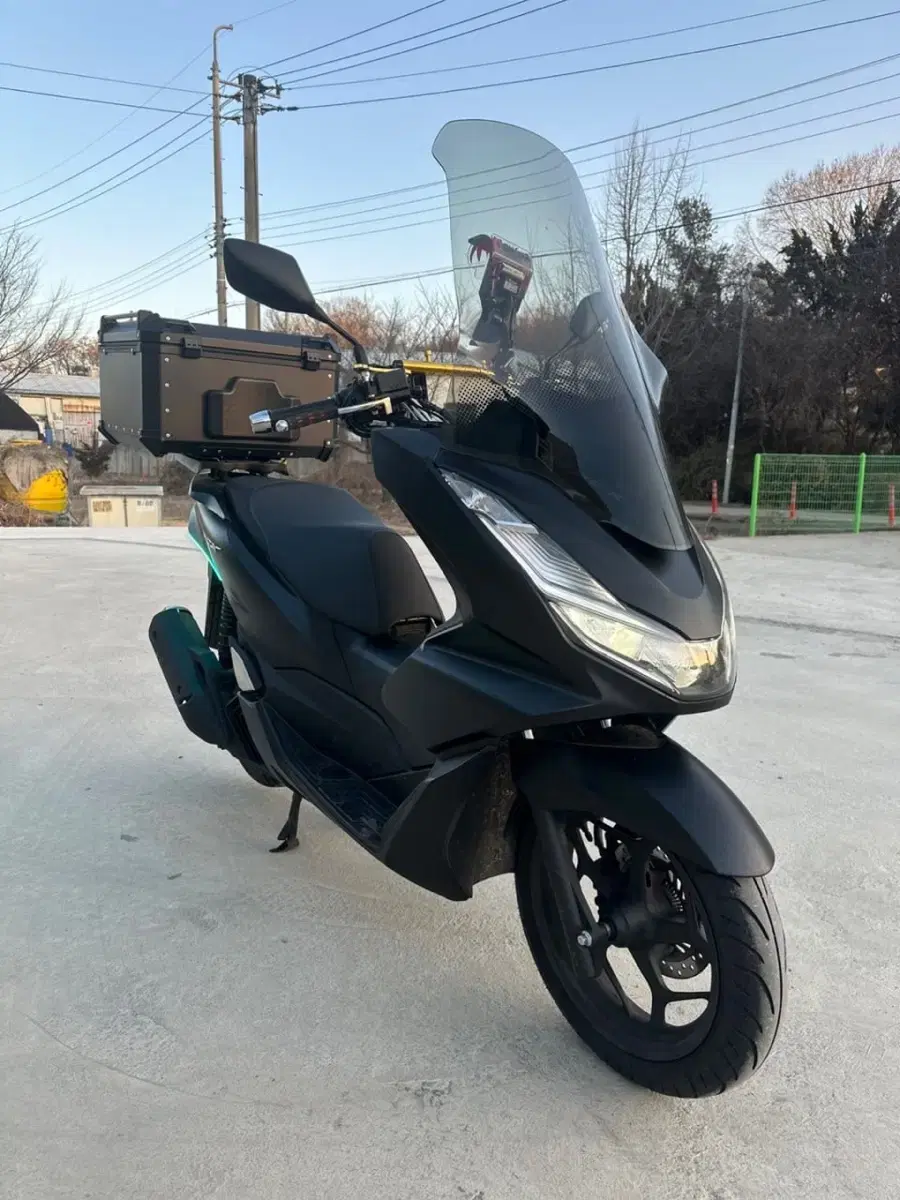 PCX125 ABS 23년식 13@@@KM 판매합니다.